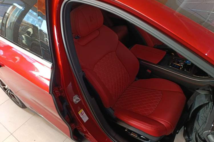 Used BYD Han 2020 EV Four-Wheel Drive High-Performance Flagship Model
