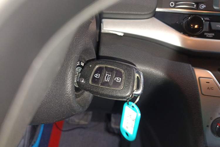 Used Hyundai Elantra 2016 1.6L Automatic ZhiXuan – Elite Version
