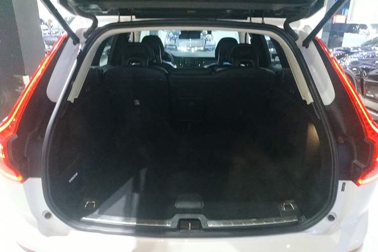 Used Volvo XC60 2018 T4 Zhiyi Edition