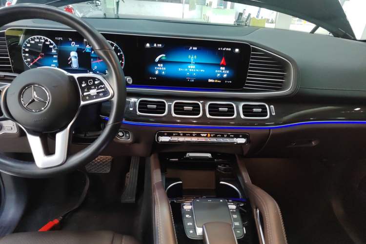 Used Mercedes-Benz GLE 2023 GLE 350 4MATIC Stylish Model
