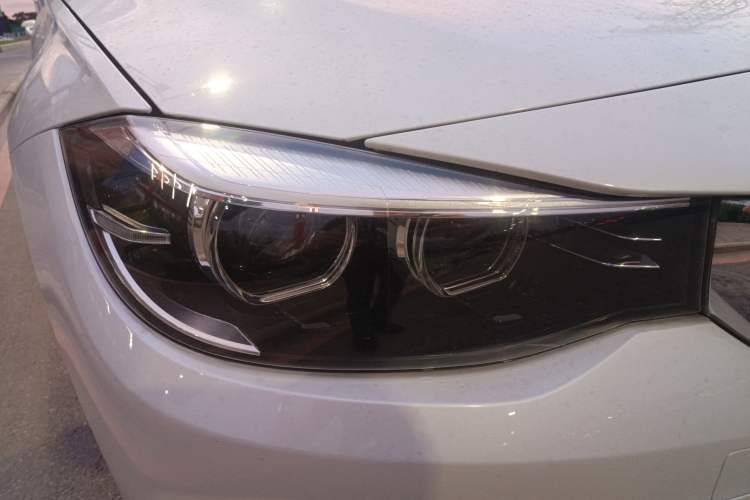 Used BMW 3 Series GT 2018 320i Sport Edition
