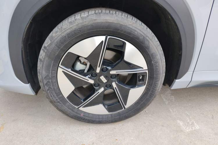 Used  E5 2024 530km Long-Range Version
