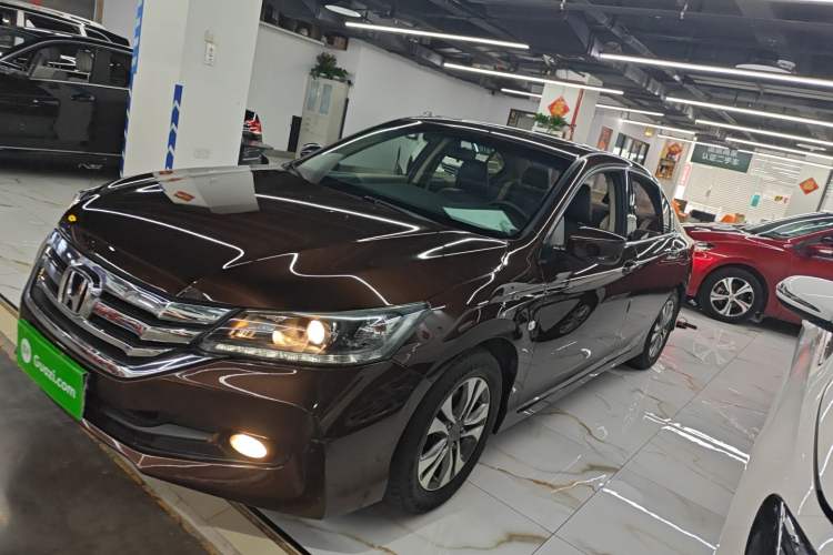 Used Honda Accord 2015 2.0L LX Comfort Edition
