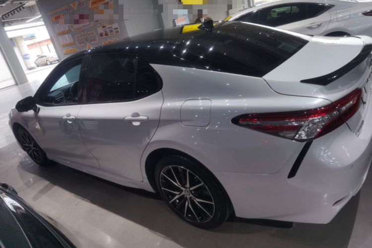 Used Toyota Camry 2023 2.0S FENGSHANG Edition
