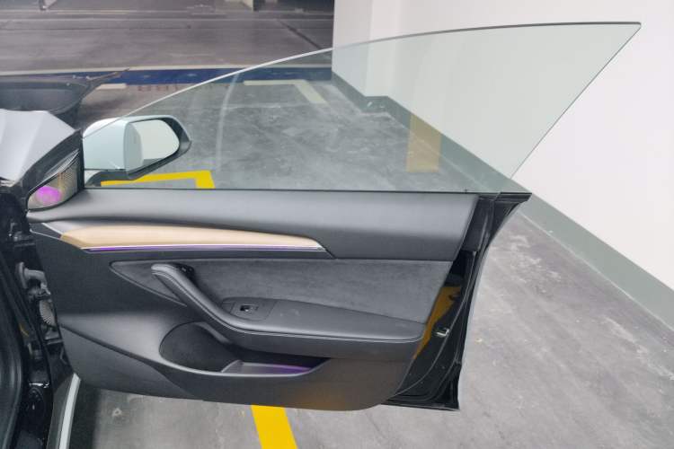 Used Tesla Model 3 2022 Performance High-Performance All-Wheel-Drive Version
