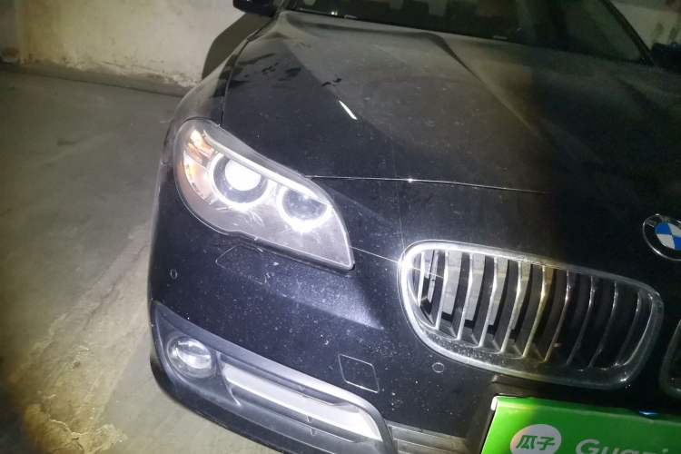 Used BMW 5 Series 2013 525Li Leading Model
