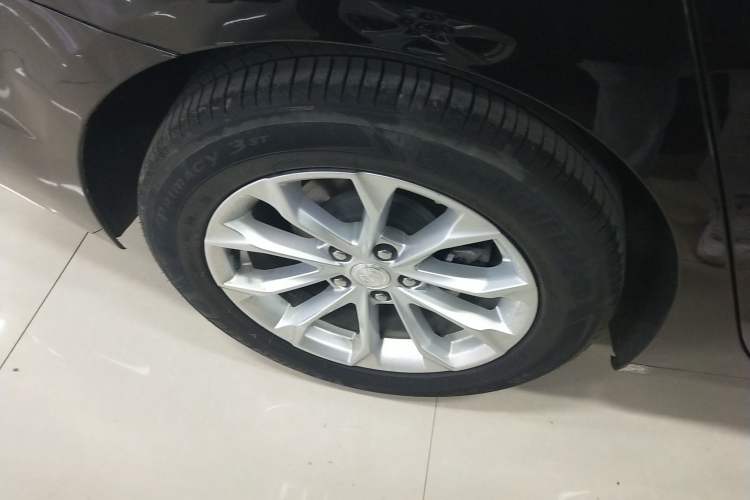 Used Buick LaCrosse 2022 552T Luxury Version
