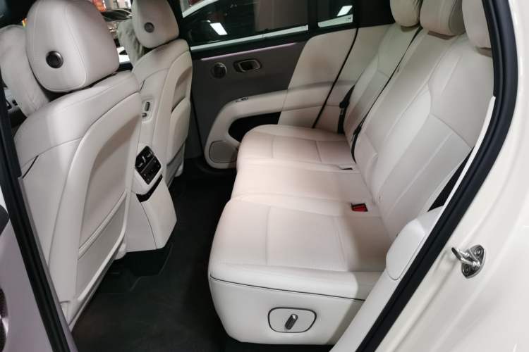 Used Li Auto Li Auto i6 2025 Model Four-Wheel-Drive Standard Type