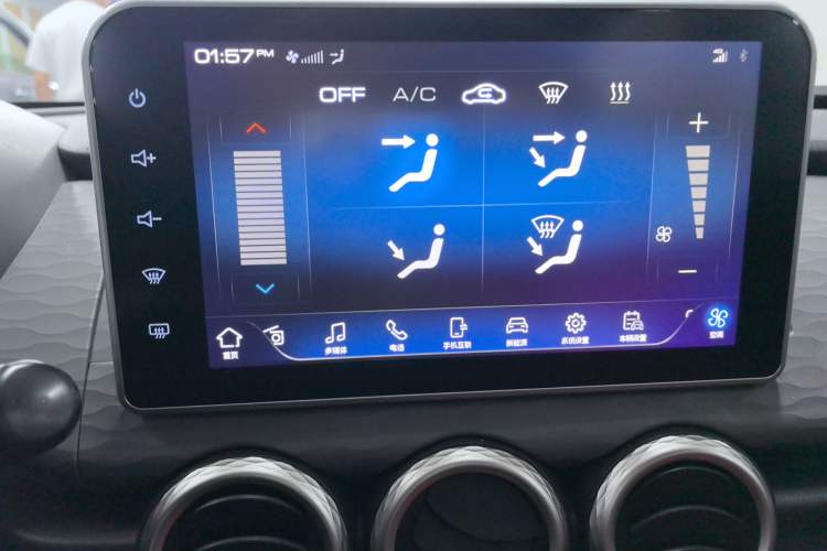 Used ORA Black Cat 2021 301 km Basic Version
