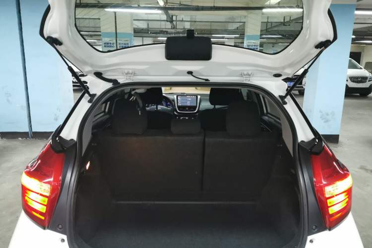 Used Toyota YARiS L 2016 Revised 1.5E CVT Charming Edition
