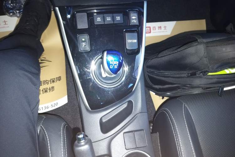 Used Toyota Levin 2016 Dual-Engine 1.8H GS-L E-CVT Leading Edition
