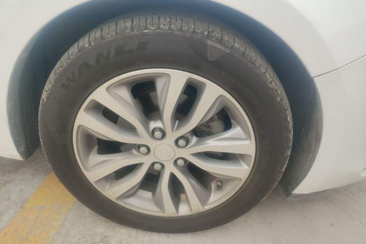 Used Buick GT 2018 18T Automatic Elite Model
