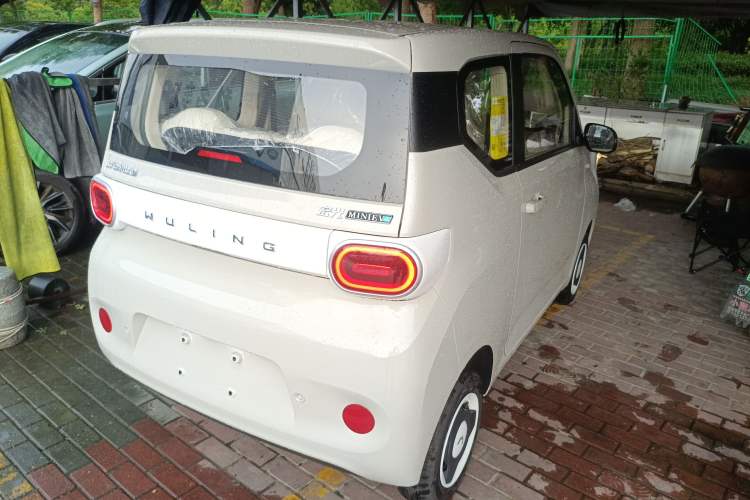Used Wuling Hongguang MINIEV 2024 3rd Generation 215km Youth Edition
