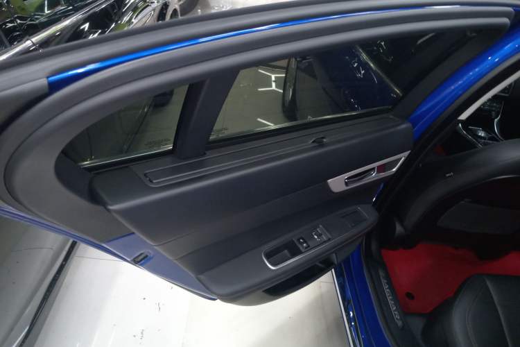 Used Jaguar XEL 2018 2.0T 200 PS Luxury Edition
