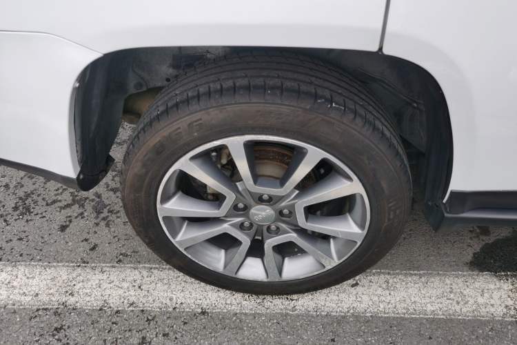 Used  Compass 2015 2.0L Two-Wheel Drive Luxury Edition
