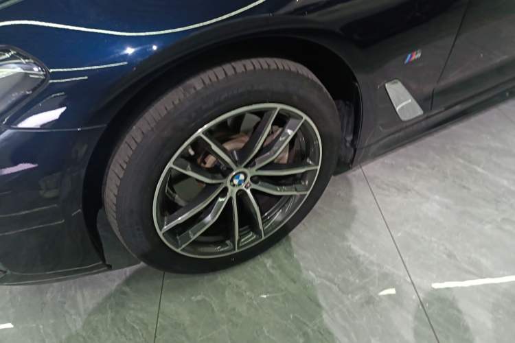 Used BMW 5 Series 2022 Second Facelift 525Li M Sport Package
