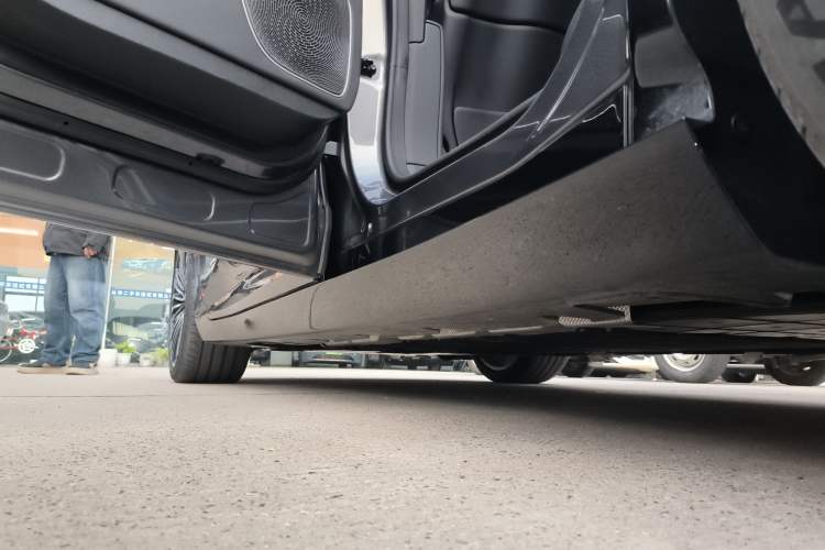 Used  12 2025 Ultra Extended-Range Edition
