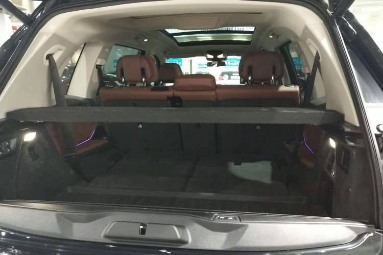 Used BMW X7 2024 xDrive40i Luxury Package – Leading Model
