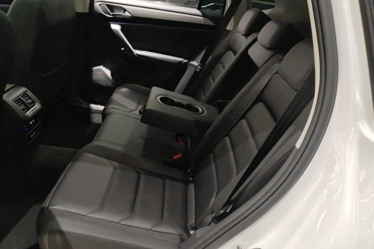 Used Volkswagen Tayron 2022 330TSI Two-Wheel Drive Luxury Smart Connectivity Version
