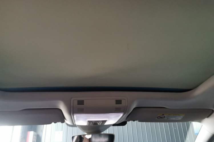 Used Volkswagen Magotan 2017 330TSI DSG Luxury Model
