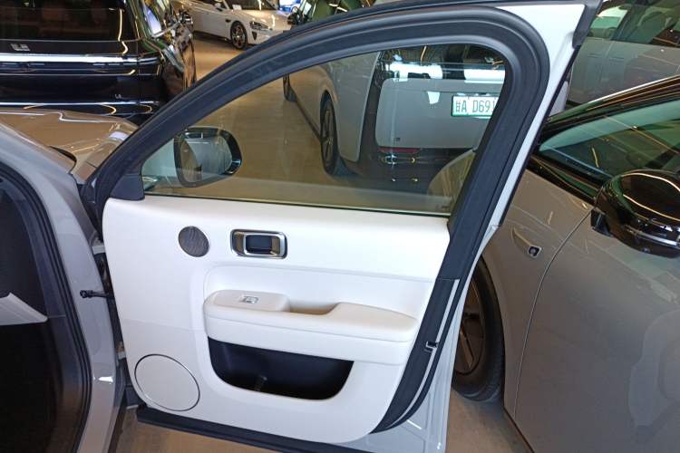 Used Li Auto L6 2024 Max