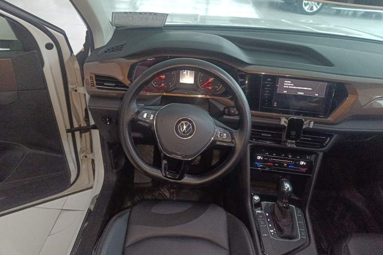 Used Volkswagen Tharu 2021 280TSI Two-Wheel Drive Comfort Edition
