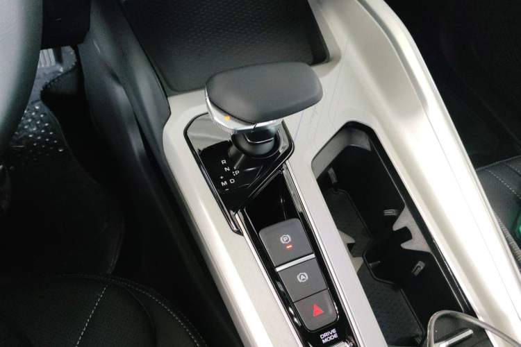 Used Geely Auto Preface 2025 Dongfang Yao 1.5TD Fuyao Edition