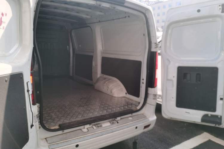 Used Chana Ruixing EM80 2023 Flat-Top Double-Door 2-Seater 60 kW 41.932 kWh
