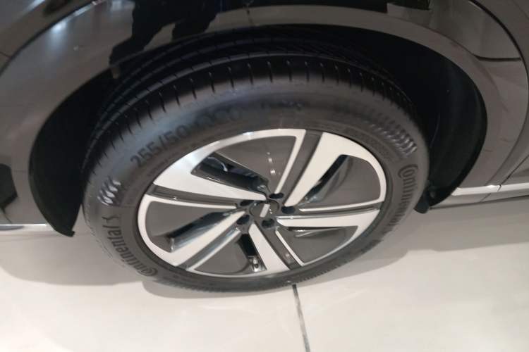 Used Wey Lanshan 2025 Four-Wheel Drive Max
