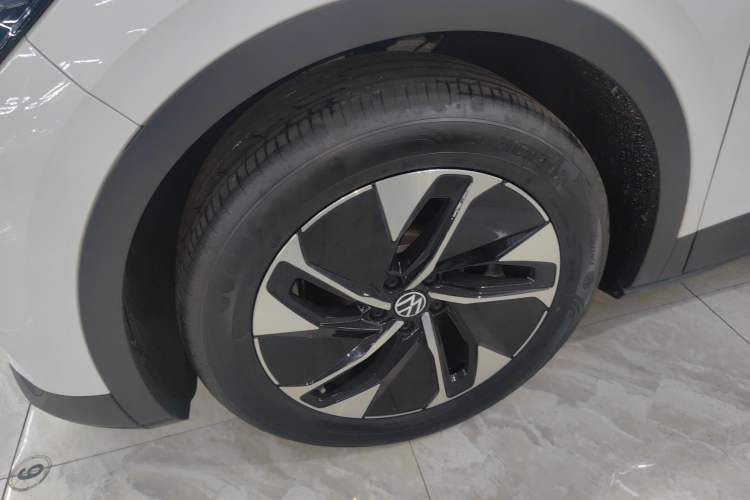 Used Volkswagen ID.4 CROZZ 2025 Pure Edition
