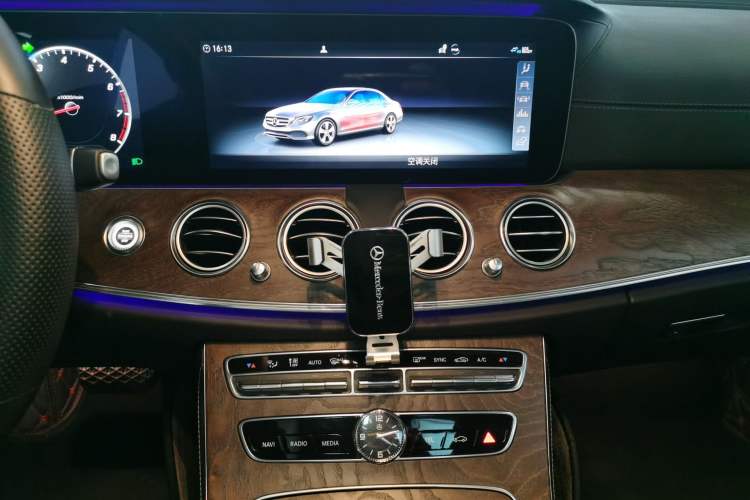 Used Mercedes-Benz E-Class 2019 Facelifted E 300 L Stylish Version
