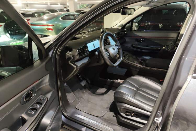 Used Nio ES8 2020 580 km Range Signature Edition Six-Seater Version
