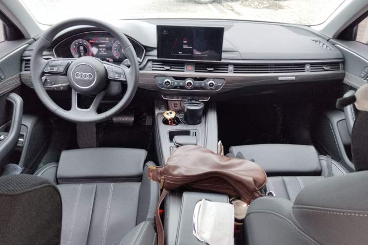 Used Audi A4L 2023 40 TFSI Fashion Dynamic Model

