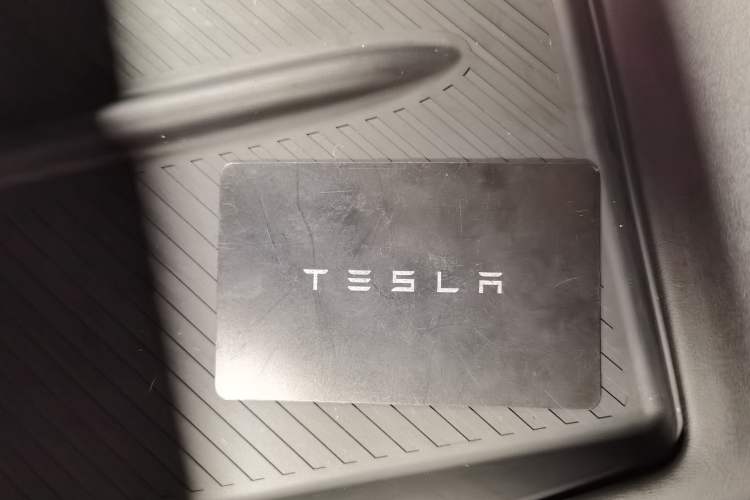 Used Tesla Model 3 2023 Rear-Wheel-Drive Version
