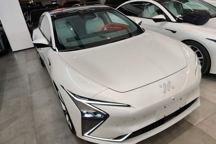 Used  L7 2022 Pro Model
