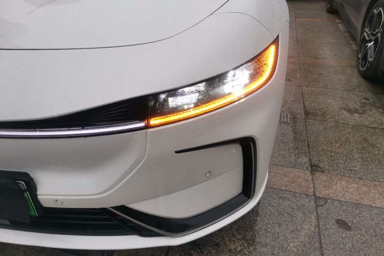 Used VOYAH PASSION 2023 Four-Wheel Drive Flagship Edition
