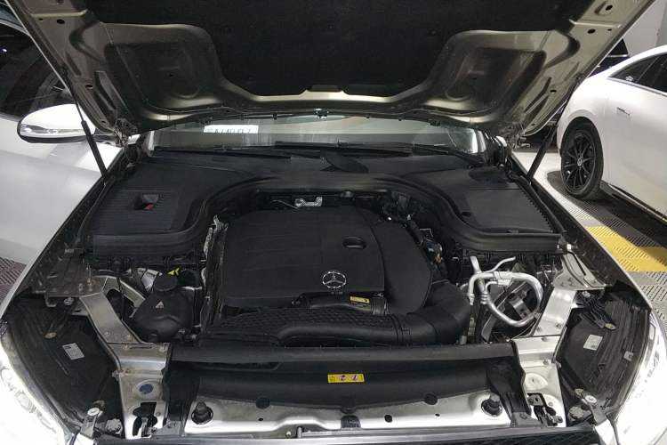 Used Mercedes-Benz GLC 2020 GLC 260 L 4MATIC Dynamic Model