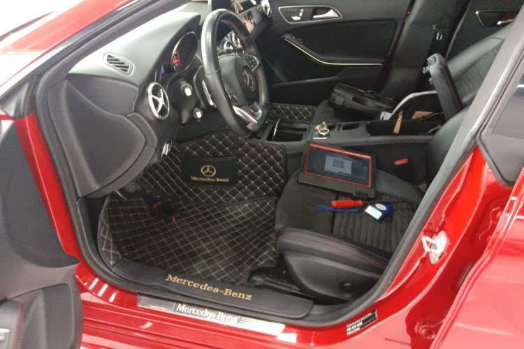 Used Mercedes-Benz CLA 2017 CLA 220 4MATIC
