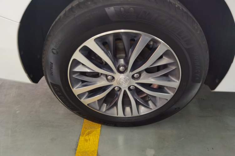 Used Buick GL8 2022 ES Landtrek 653T Comfort Edition
