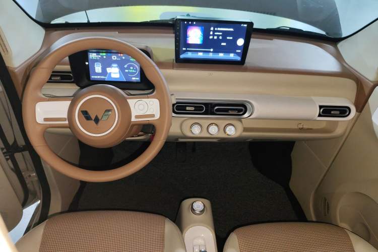 Used Wuling Hongguang MINIEV 2024 3rd Generation 215km Youth Edition
