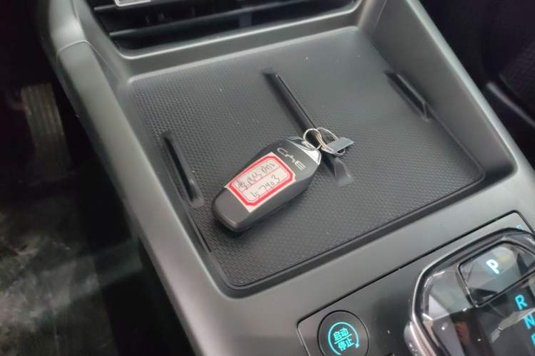 Used BYD Qin PLUS 2025 DM-i Smart Drive 55KM Leading Model
