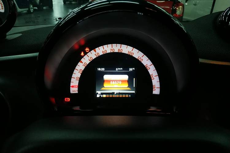 Used  forfour 2016 0.9T 66 kW Pioneer Edition
