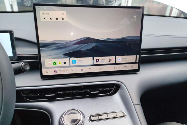 Used  E5 2024 530km Long-Range Version
