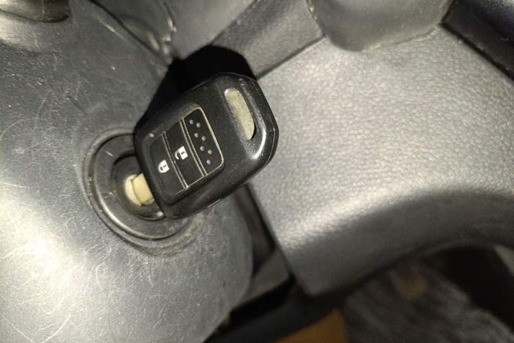 Used Honda XR-V 2015 1.8L EXi CVT Comfort Version