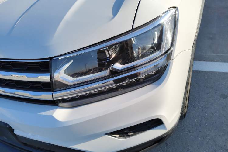 Used Volkswagen Tharu 2022 280TSI Two-Wheel-Drive Luxury Edition