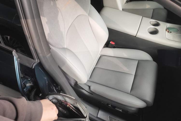 Used Nissan N7 2025 510 Air