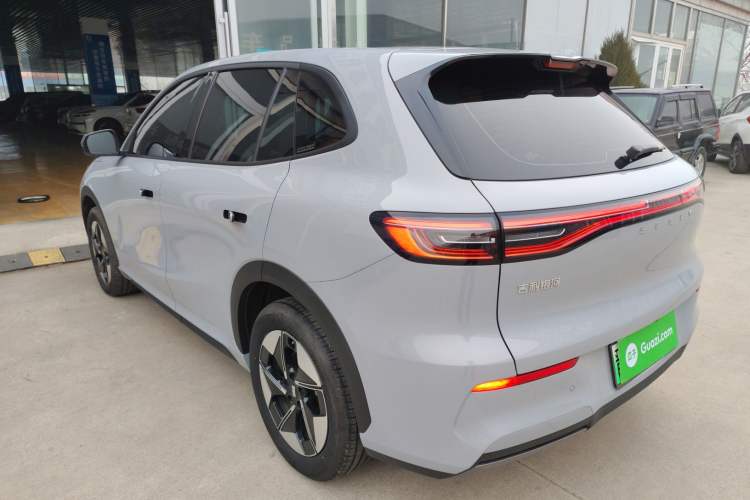 Used  E5 2024 530km Long-Range Version
