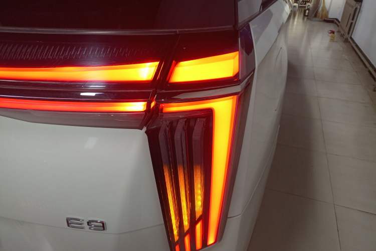 Used GAC Trumpchi E9 2023 E9 MAX
