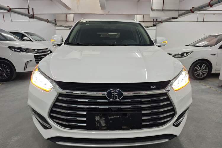 Used BYD Song 2021 Classic Edition 1.5T Automatic Elite Model
