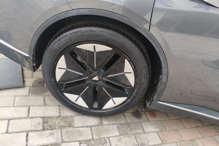 Used  SL03 2022 1.5L 1200 Extended-Range Version
